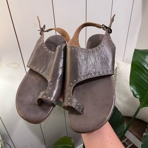 BedStu Misha, Taupe Rustic size 9.5